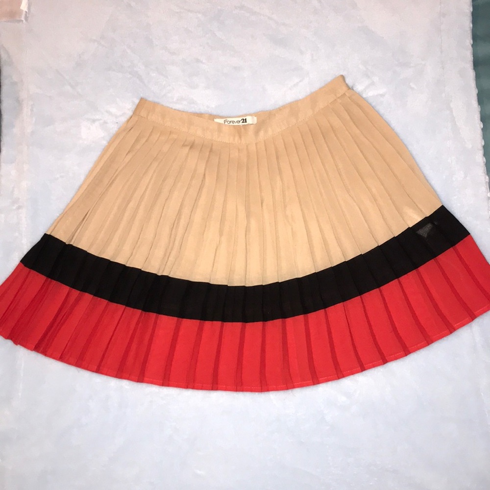 Pleated Forever21 skirt